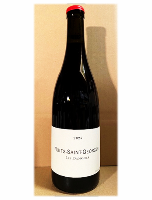 ニュイ・サン・ジョルジュ・レ・ダモード・クヴェヴリ2023 フレデリック・コサール