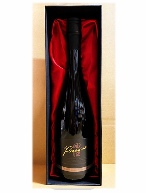 青森県/西田酒造店 　田酒（でんしゅ）純米大吟醸　Premium　720ml（化粧箱入り）★お一人様１本限り